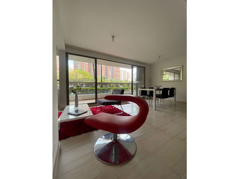 VENDO HERMOSO APARTAMENTO EN LA LOMA DE LOS BERNAL