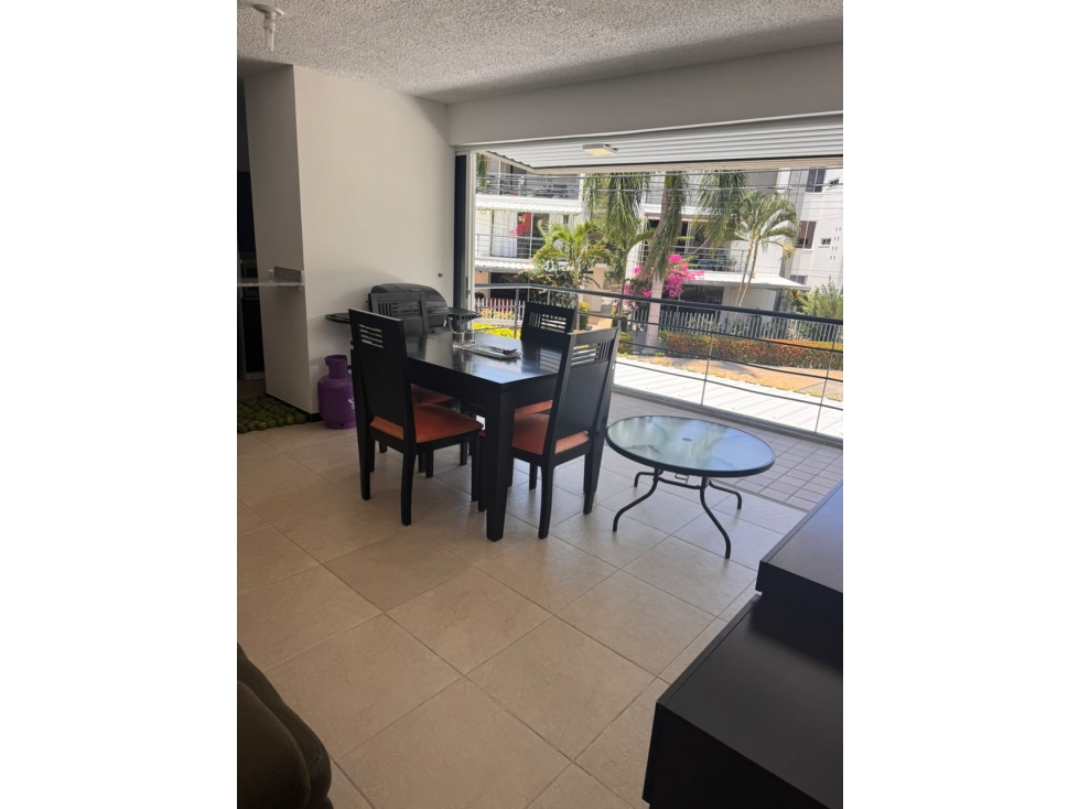 VENDO HERMOSO APARTAMENTO EN SANTA FE DE ANTIOQUIA — foto 2