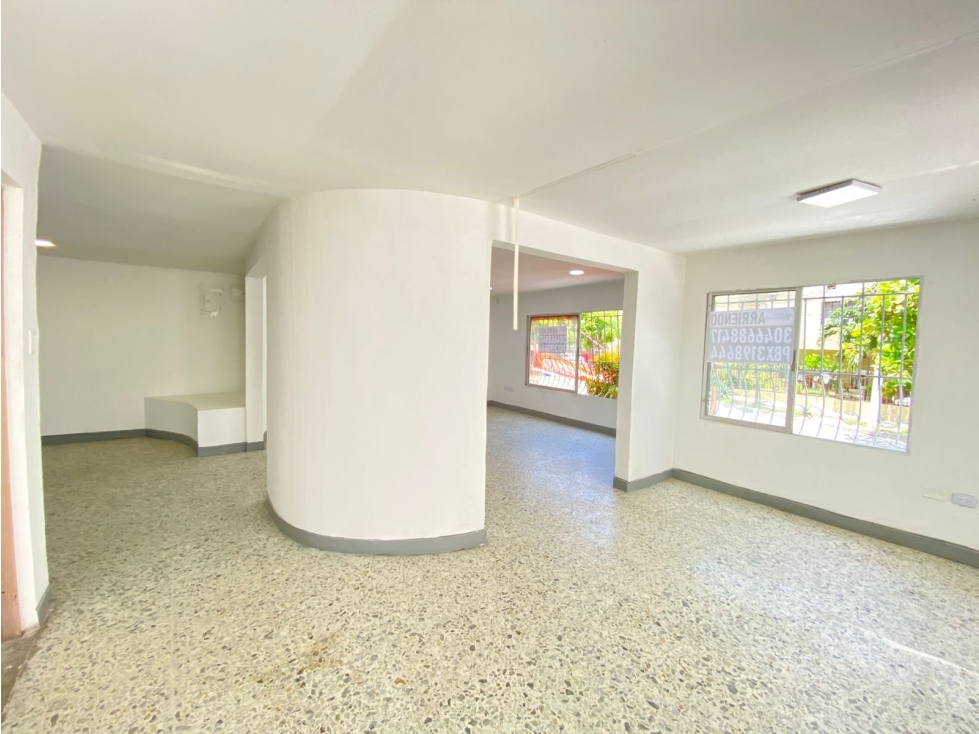 ARRIENDO OFICINA EN LA CALLE 96 - 6