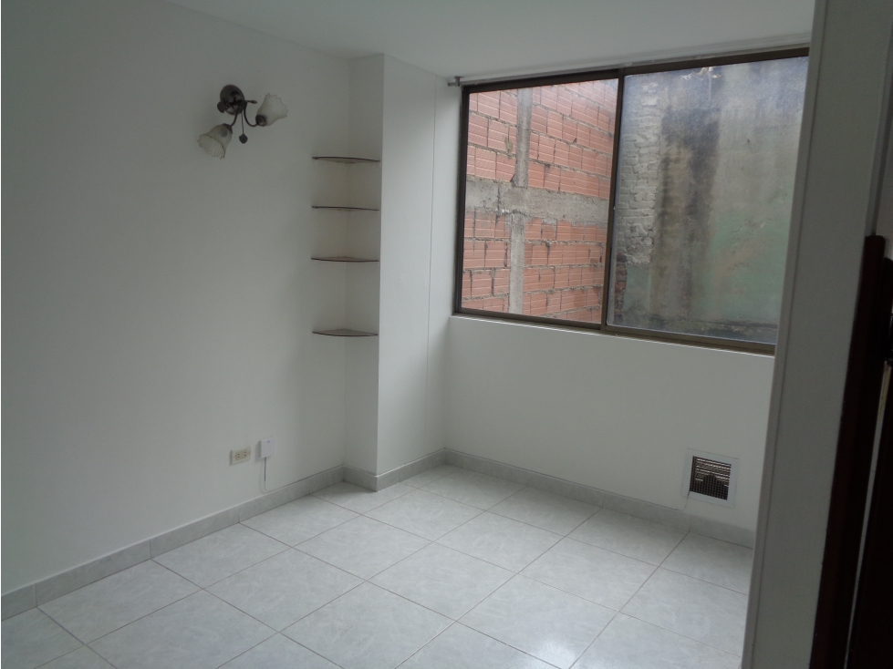 ARRIENDO ALVIVIENDA 202 APARTAMENTO EN GALERIAS — foto 3