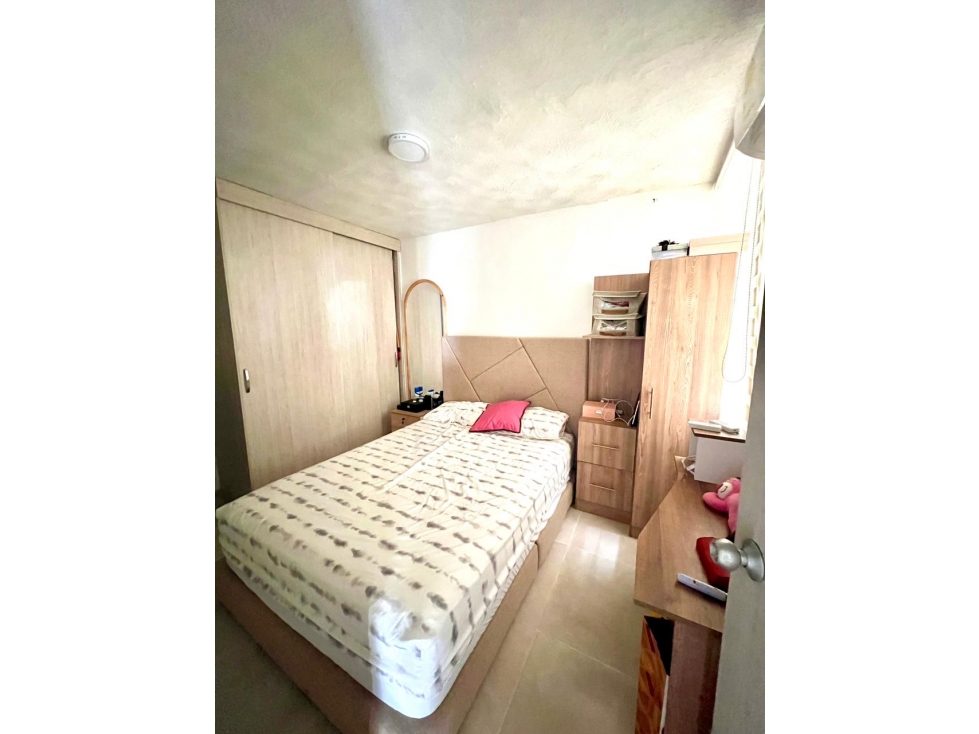 VENDO APARTAMENTO EN PUERTA DORADA — foto 4