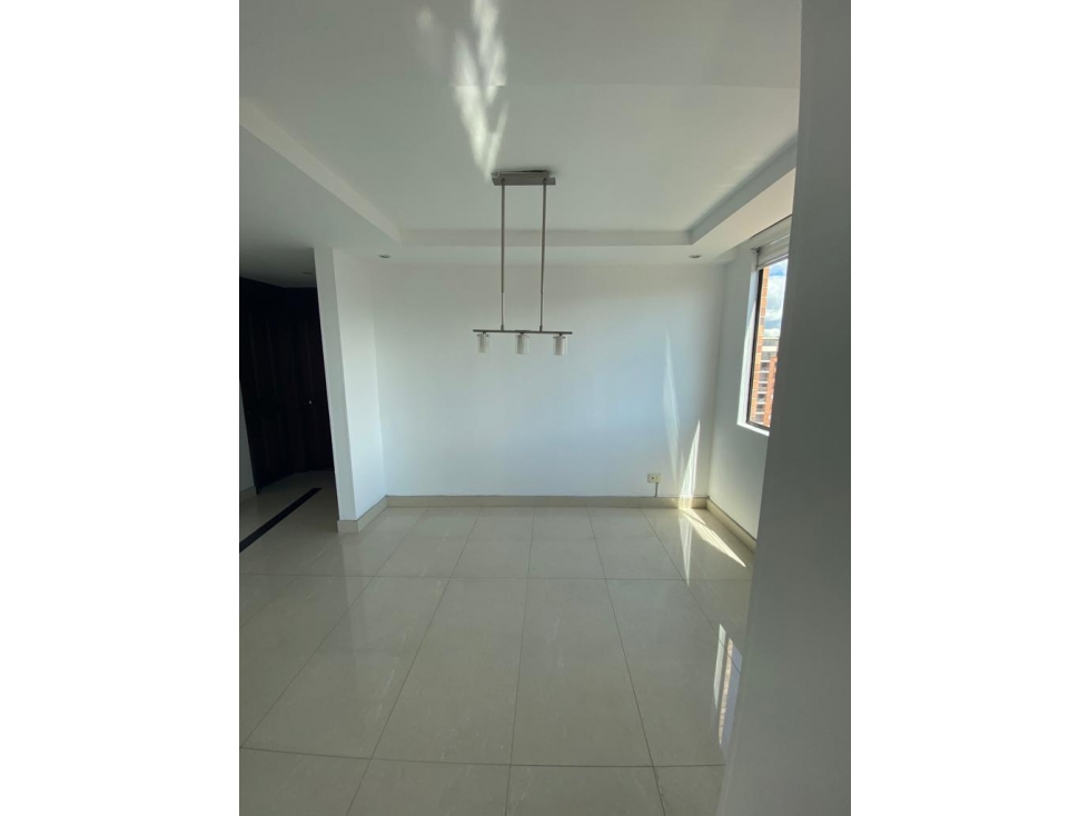 VENDO PENTHOUSE EN SALITRE CLUB - 3