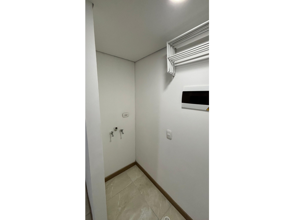 ARRIENDO APARTAESTUDIO EN EL CONJUNTO RESIDENCIAL VERNAZZA 4 - 1003 — foto 6