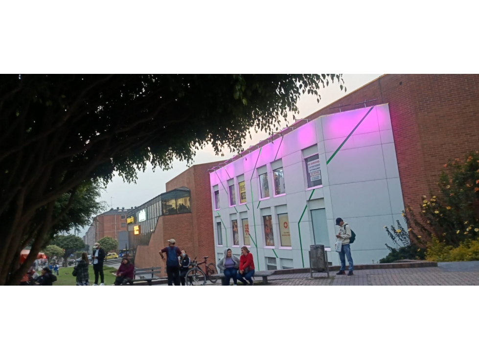 VENTA DE LOCAL CENTRO COMERCIAL TUNAL
