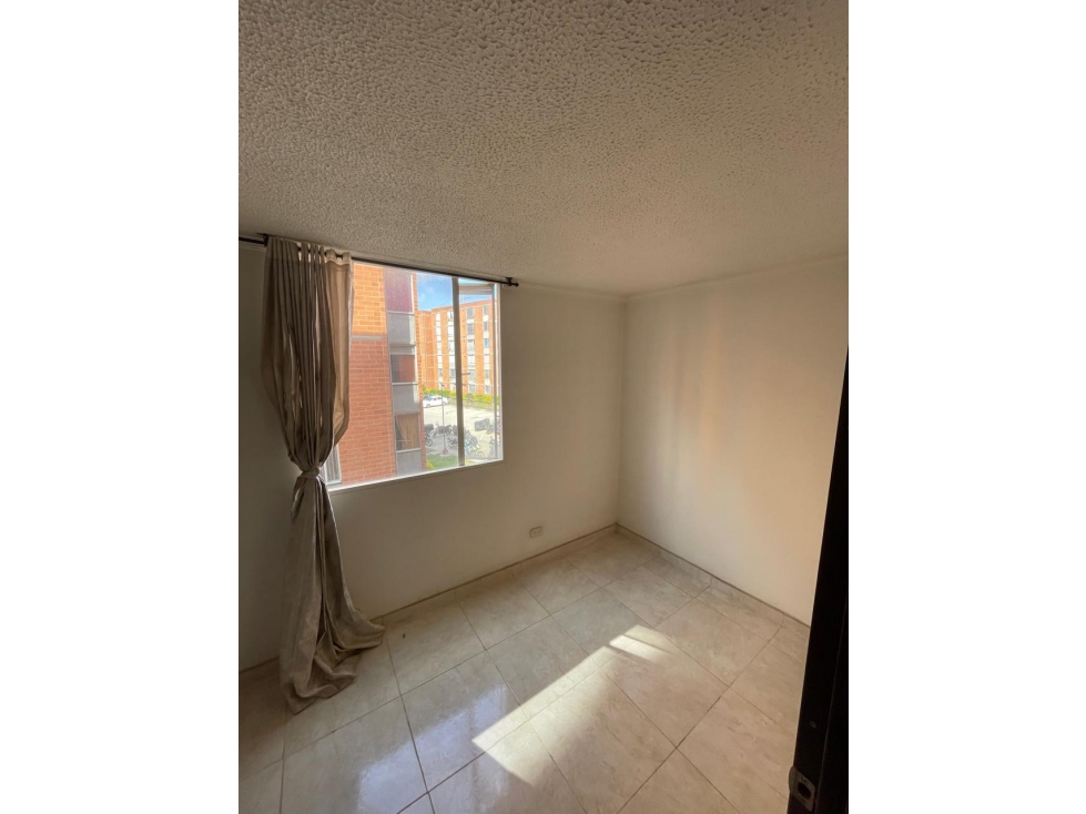APARTAMENTO EN VENTA ILUSION 1 — foto 3