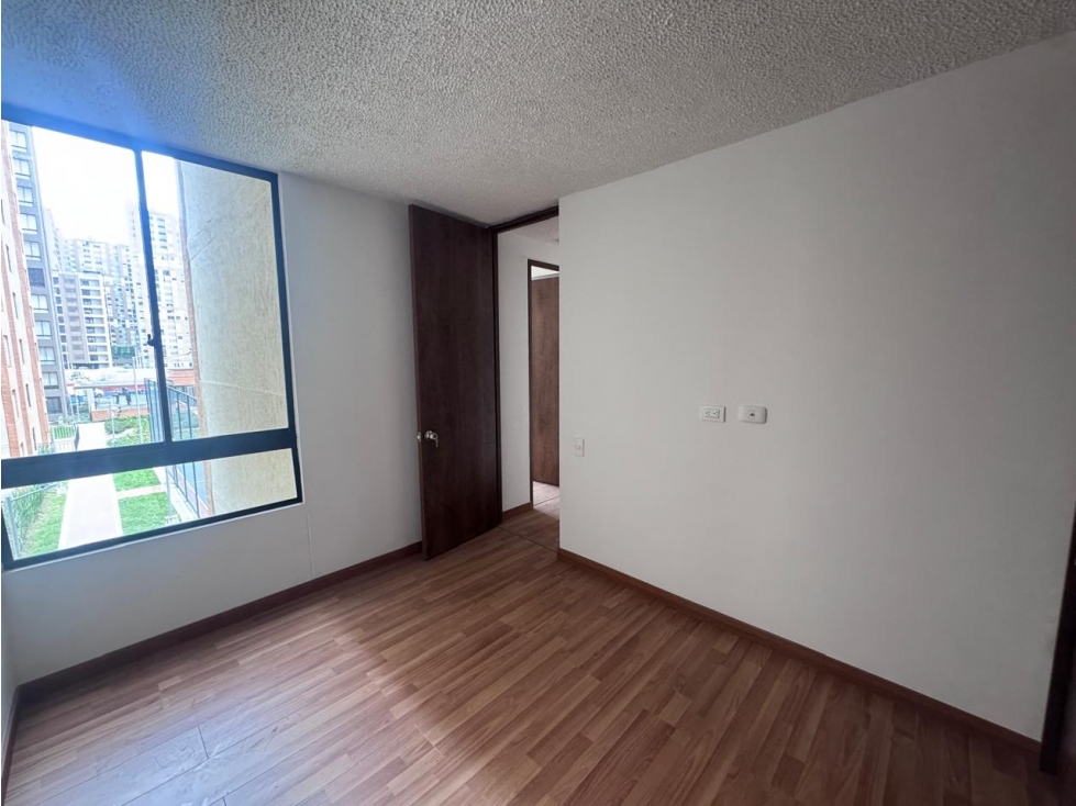 ARRIENDO APARTAMEMTO EN CIERZO T3 AP 303 — foto 6