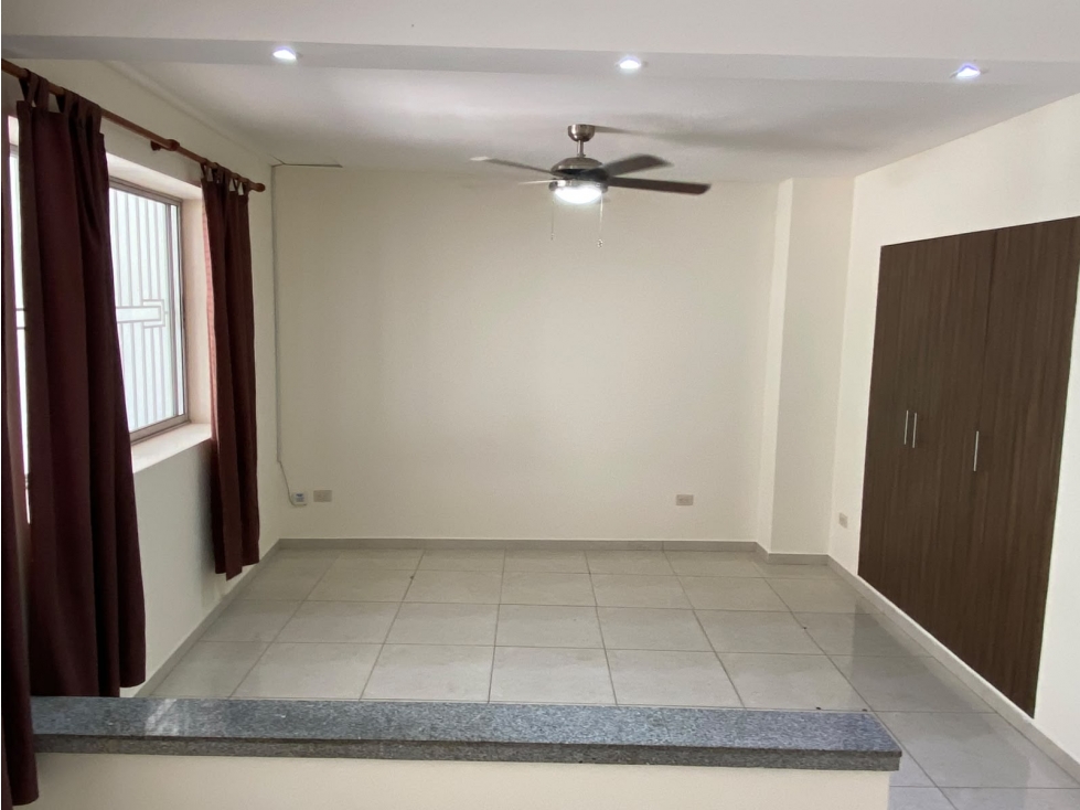 ARRIENDO APARTAESTUDIO EN LA CUMBRE — foto 4