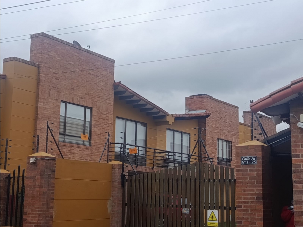CAMINO DE PUEBLO VIEJO