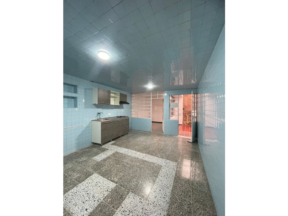 CASA PARA NEGOCIO EN FONTIBON — foto 4