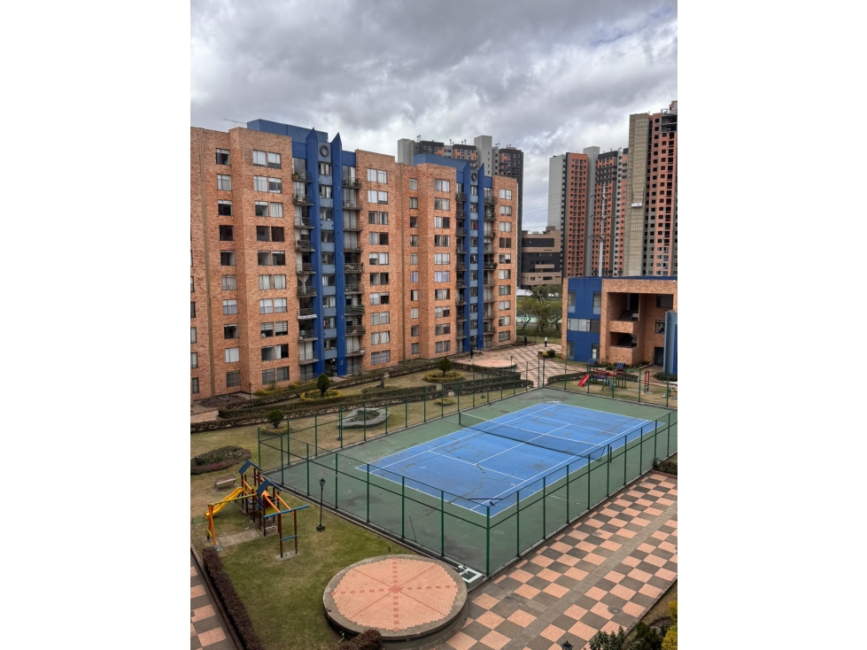 VENDO CONJUNTO SANTA MONICA CLUB HOUSE