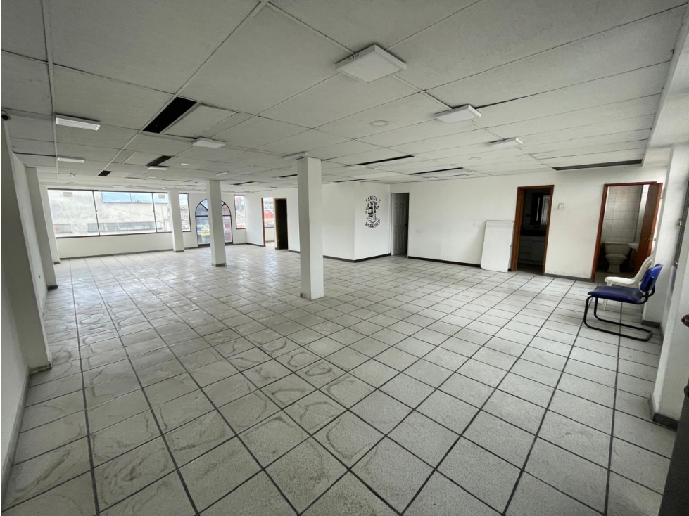 ARRIENDO LOCAL EN MONTEVIDEO — foto 2