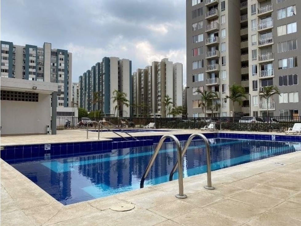VENDO APARTAMENTO EN ALAMEDA — foto 2