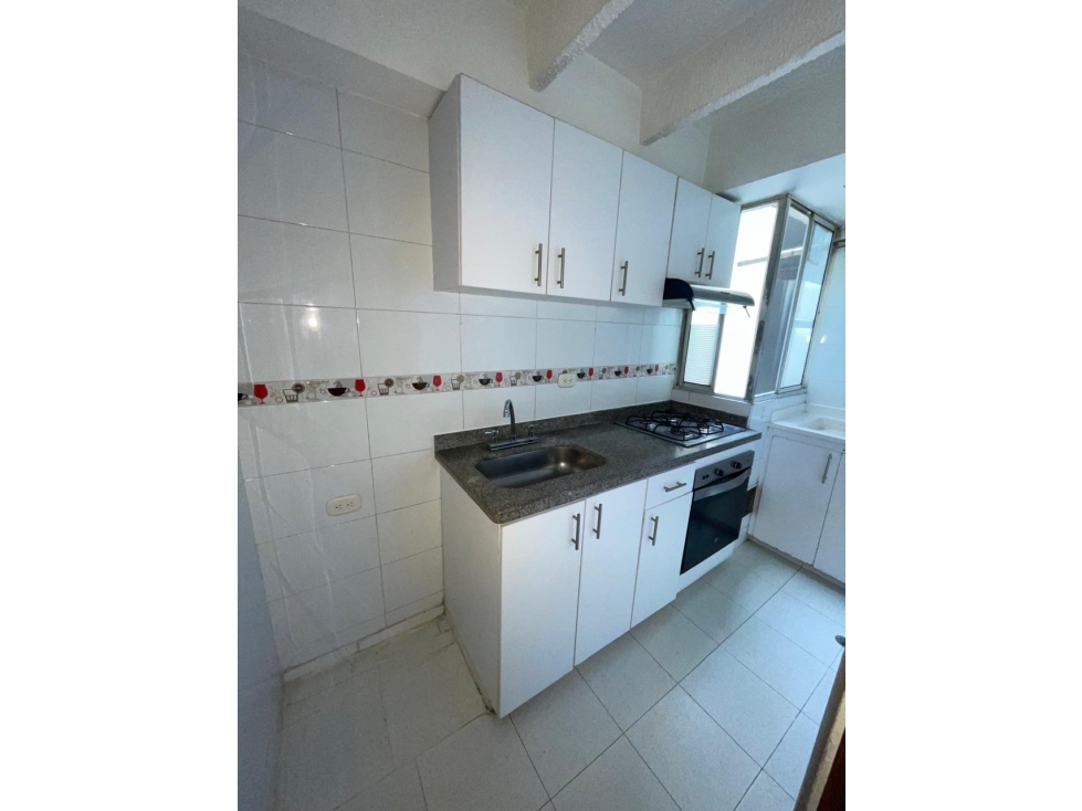 ARRIENDO APARTAMENTO EN EL EDIFICIO REYES III Y IV - PISO 5 — foto 6