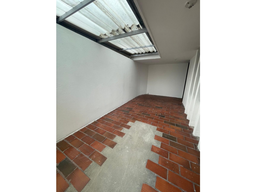ARRIENDO CASA EN EL BARRIO NORMANDIA - 2 NIVELES — foto 4