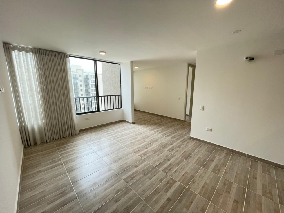 ARRIENDO APARTAMENTO EN CIUDAD MALLORQUIN *