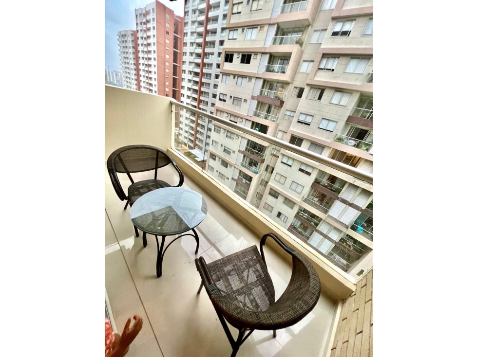ARRIENDO APARTAMENTO EN PORTAL DE GENOVES — foto 4