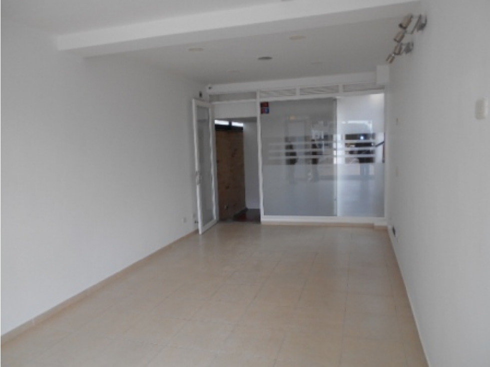 LOCAL COMERCIAL CENTRO C. NOGALES PLAZA - 4