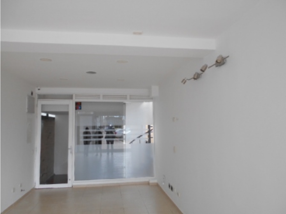 LOCAL COMERCIAL CENTRO C. NOGALES PLAZA - 5
