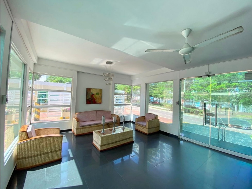 ARRIENDO APARTAMENTO EN MIRAMAR — foto 2