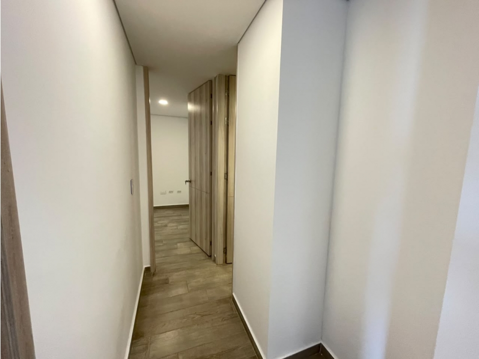 APARTAMENTO EN ARRIENDO EN LA CASTELLANA * — foto 5