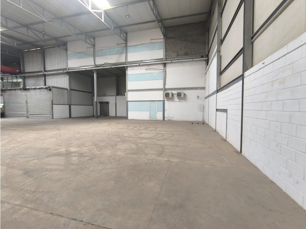 ARRIENDO BODEGA EN PARQUE INDUSTRIAL GALAPA * - 4