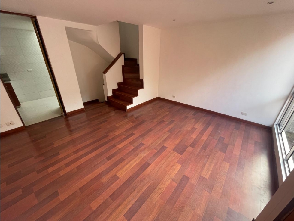ARRIENDO CASA AMPLIA EN EL CONJUNTO BOSQUES DE LA ALAMEDA ETAPA 1 — foto 4