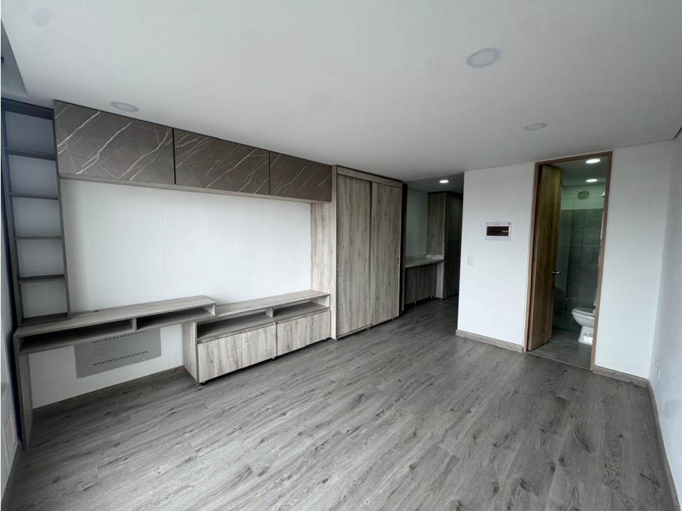 ARRIENDO APTO TIPO LOFT EN MERIDIANO 30-26 PISO 2902 T1 — foto 2