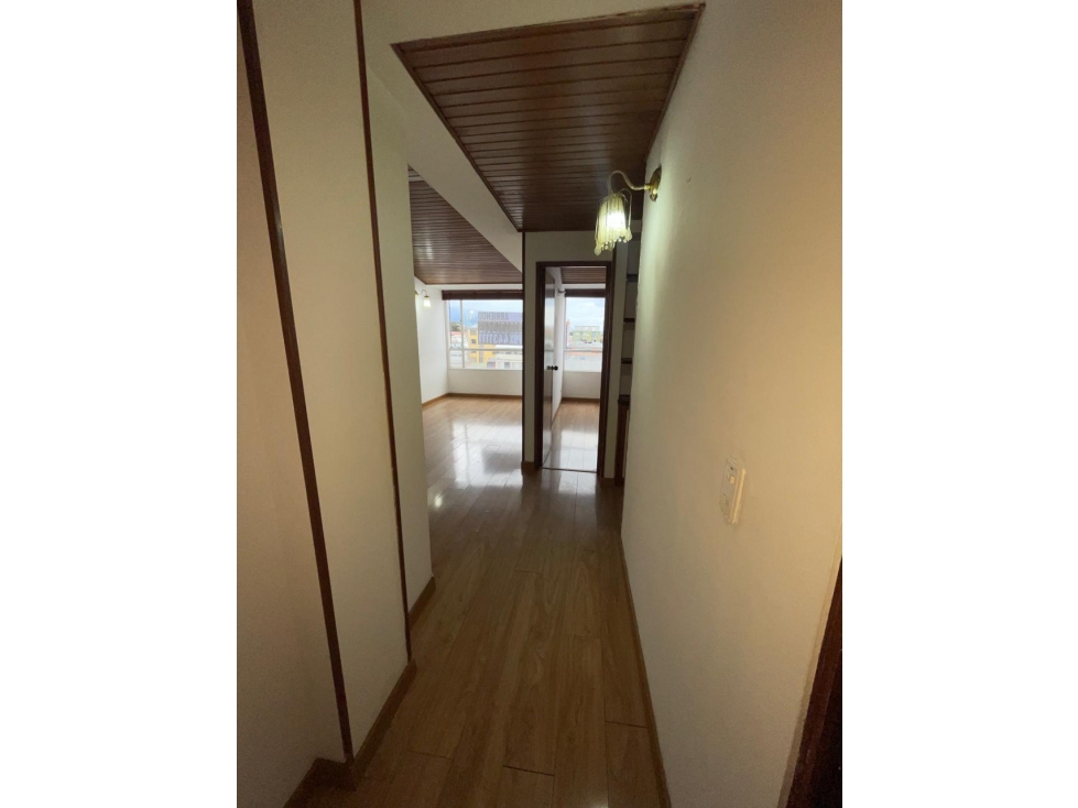ARRIENDO APARTAMENTO EN EL EDIFICIO REYES III Y IV - PISO 5 — foto 5