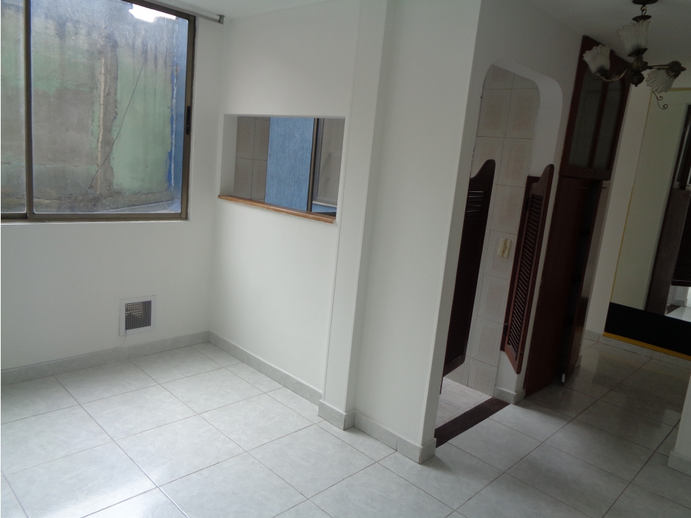 ARRIENDO ALVIVIENDA 202 APARTAMENTO EN GALERIAS — foto 2
