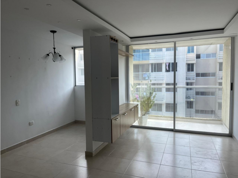 VENDO APARTAMENTO EN CIUDAD DEL PARQUE - 1
