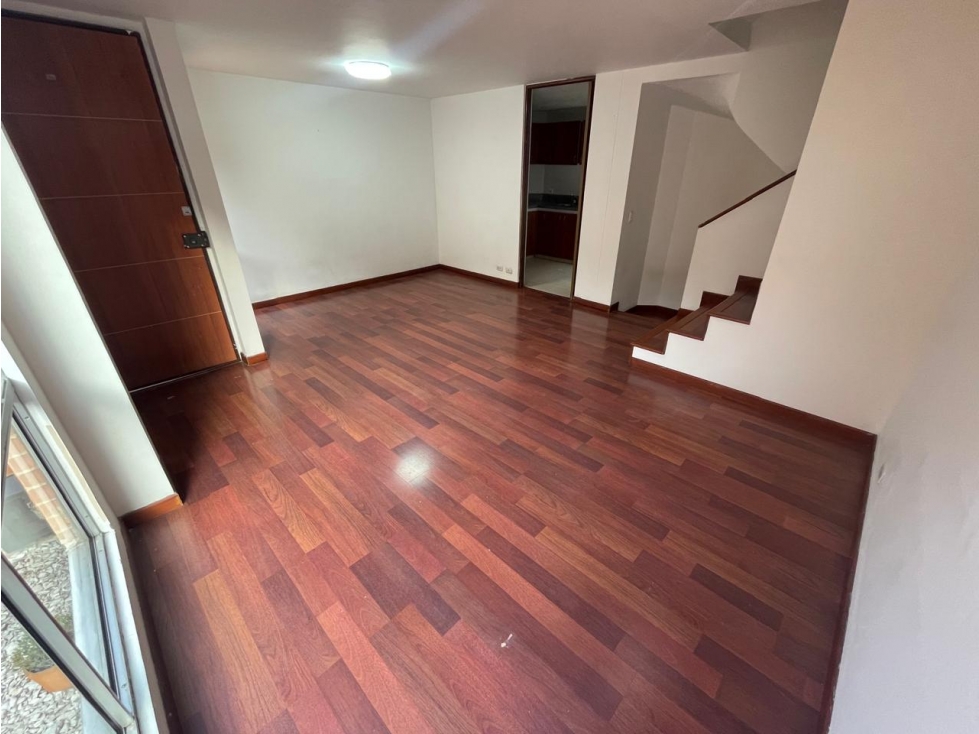 ARRIENDO CASA AMPLIA EN EL CONJUNTO BOSQUES DE LA ALAMEDA ETAPA 1 — foto 5