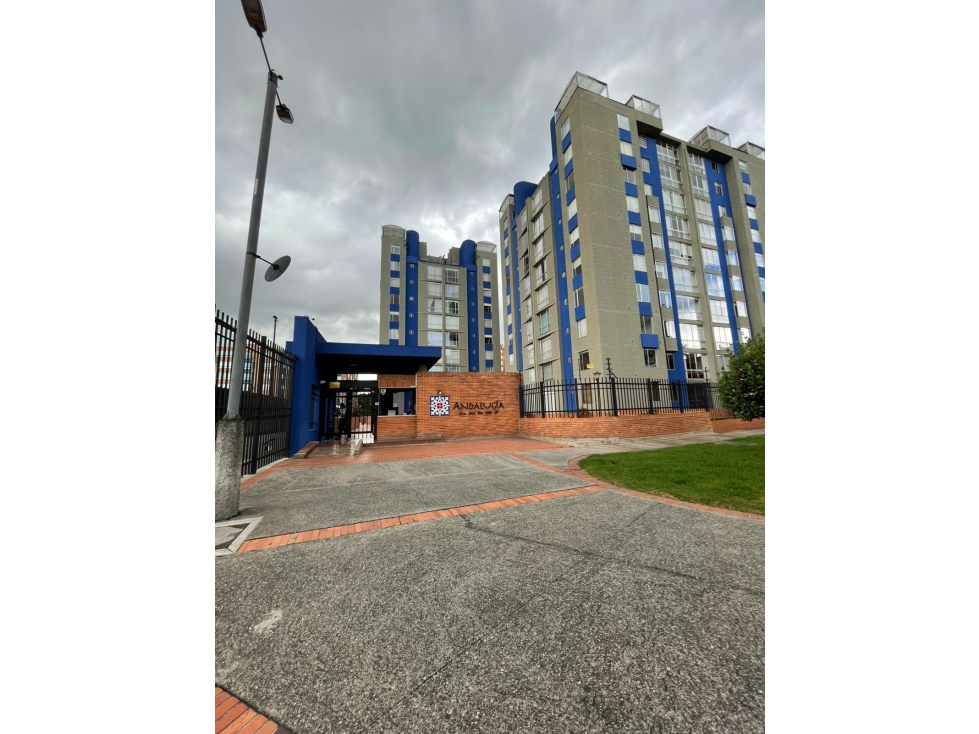 ARRIENDO APARTAMENTO EN EL CONJUNTO ANDALUCIA P.H. - PISO 10