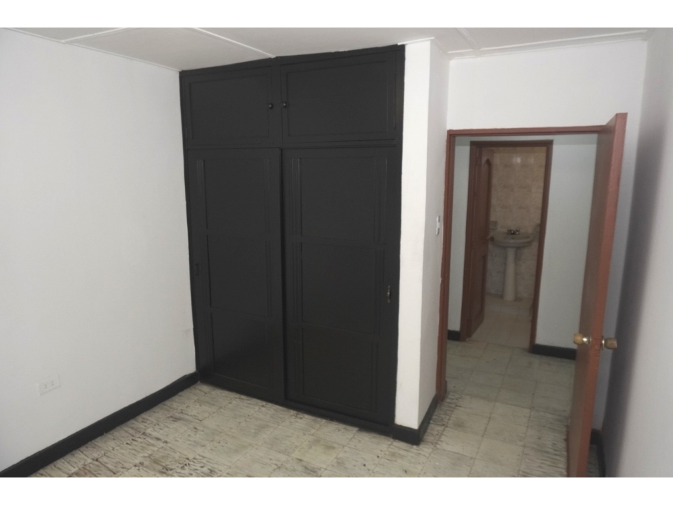 VENDO CASA EN EL BARRIO SIMON BOLIVAR — foto 5