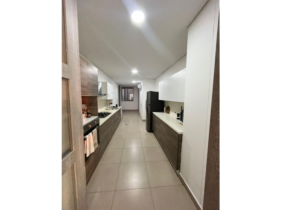 EN VENTA APARTAMENTO LUXURY FRENTE A MARINA INTERNACIONAL — foto 4