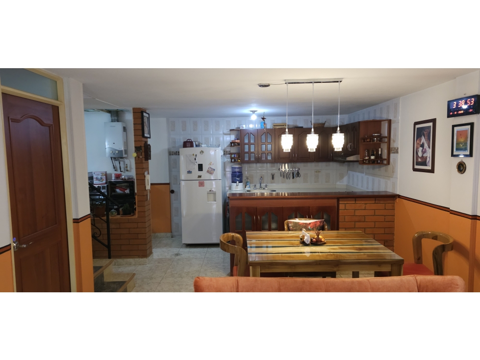 CASA EN VENTA CENTRO TOCANCIPA - 1