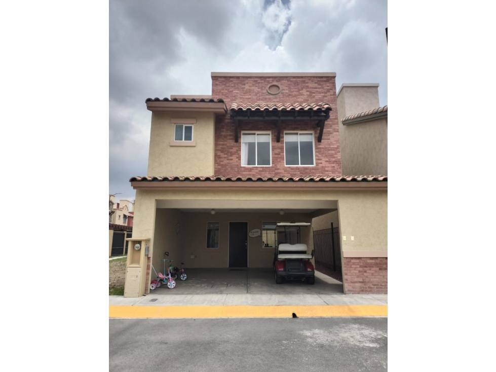 CASA EN VENTA AL SUR DE PACHUCA, BLVD SANTA CATARINA,