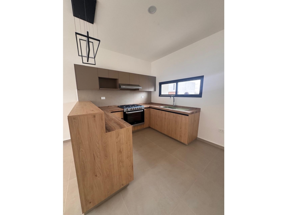 CASA EN VENTA EN PACHUCA HGO A 3 MIN DE ICSA UEAH Y UFD — foto 4