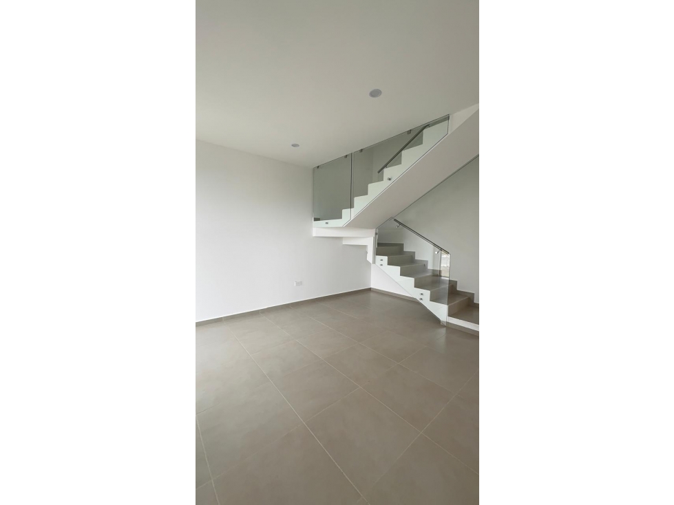 CASA EN VENTA EN PACHUCA HGO A 3 MIN DE ICSA UEAH Y UFD — foto 3