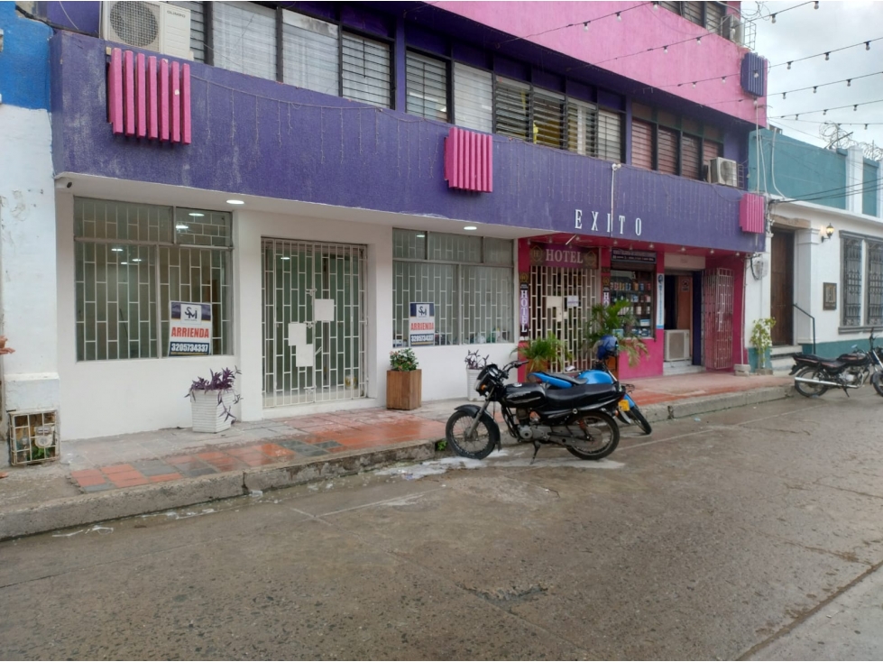 LOCAL EN ARRIENDO - CENTRO HISTORICO SANTA MARTA - 2