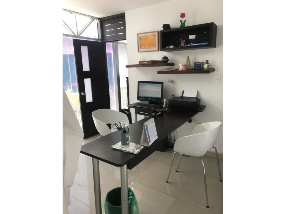 LOCAL EN VENTA SECTOR BAVARIA - 2