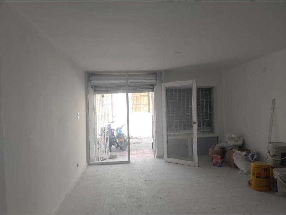 LOCAL EN ARRIENDO - CENTRO HISTORICO SANTA MARTA - 5