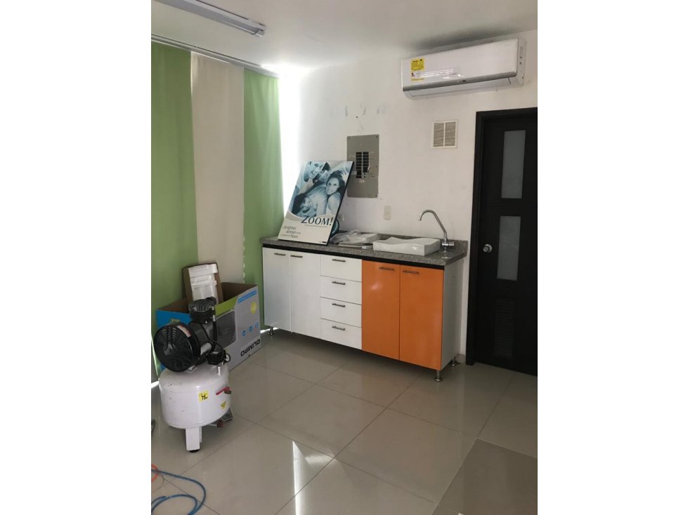 LOCAL EN VENTA SECTOR BAVARIA - 3