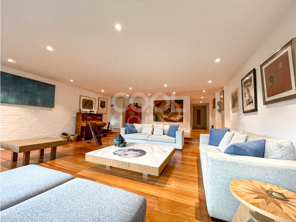 Apartamento con terraza en venta en Los Rosales (3) — foto 3