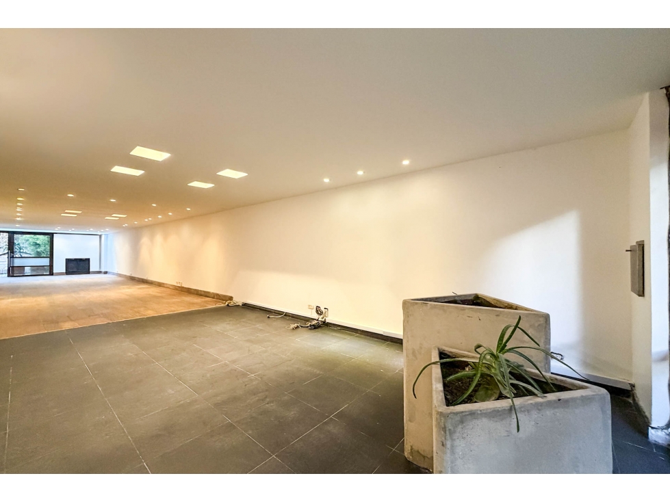 Oficina con terraza en arriendo en Zona G - 2