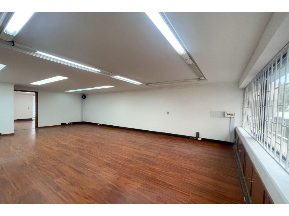 Oficina en venta rentando para inversión en Chicó — foto 3
