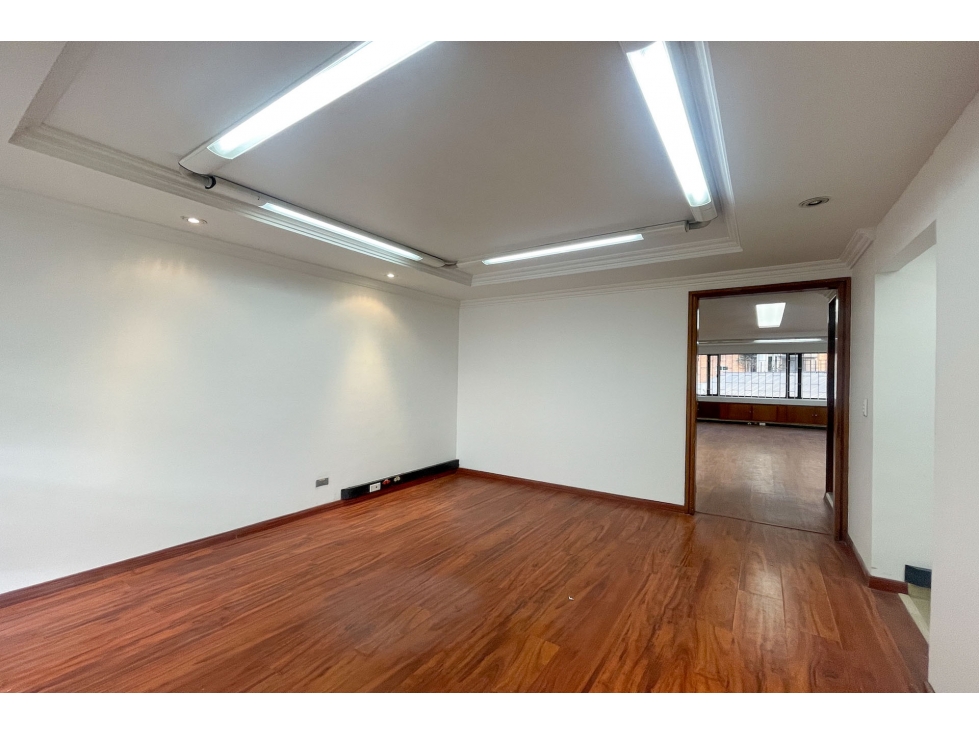 Oficina en venta rentando para inversión en Chicó — foto 5