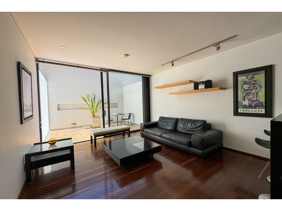 Apartamento Dúplex en arriendo amoblado en Santa Bárbara Alta