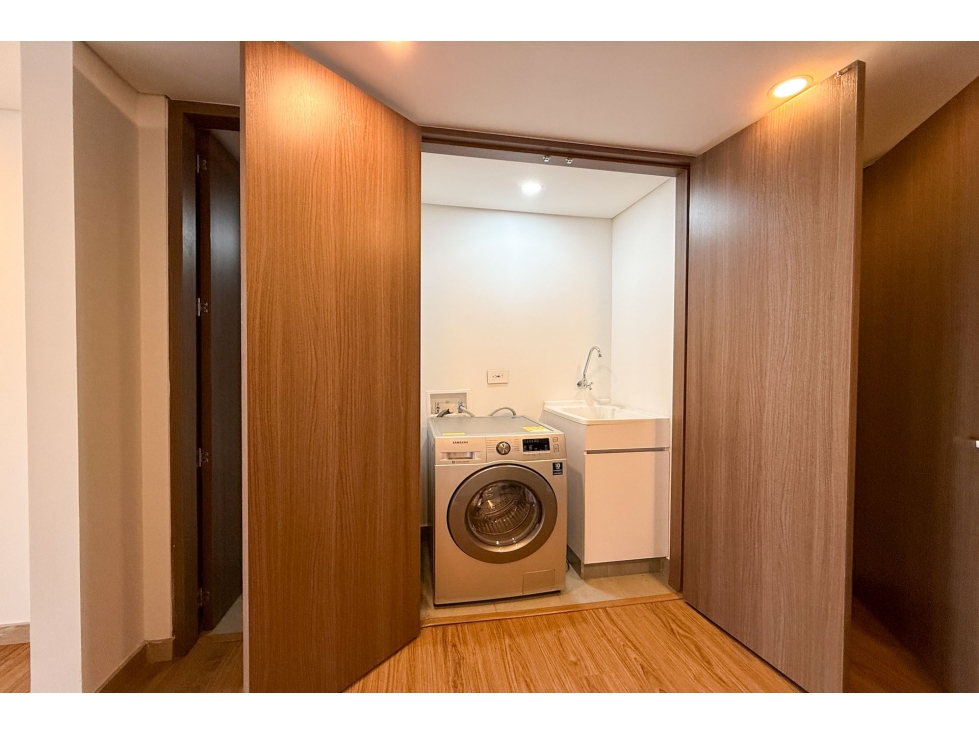 Apartamento en arriendo amoblado o sin amoblar en El Nogal — foto 3