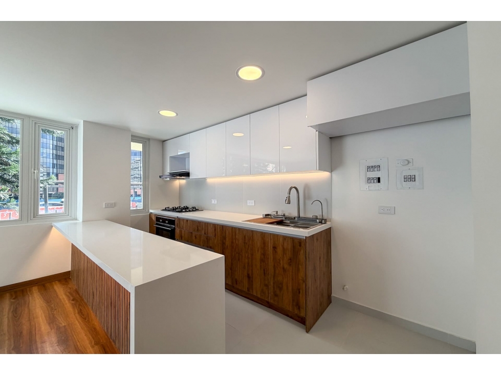 Apartamento remodelado con terraza en venta en Santa Bibiana — foto 4