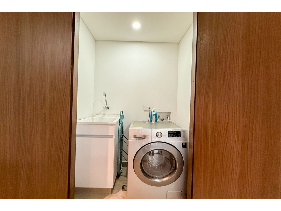 Apartamento en arriendo amoblado o sin amoblar en El Nogal — foto 5